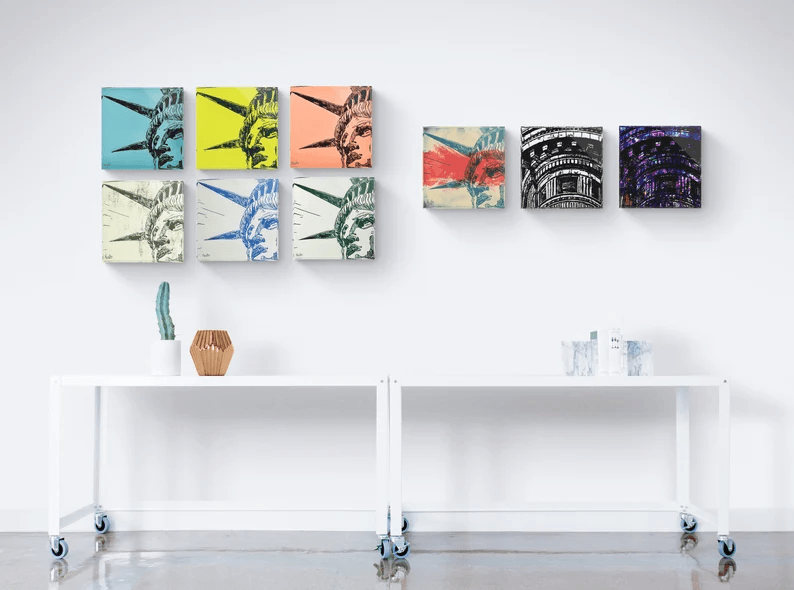 Acrylglas-Block im 3er Vorteils-Set der New Yorker "Lady Liberty" Freiheitsstatue. Hochwertige Druckqualität – perfekt für New York-Fans! vom Künstler signiert und mit Zertifikat. Limitierte Ausgabe, in 2 Größen.